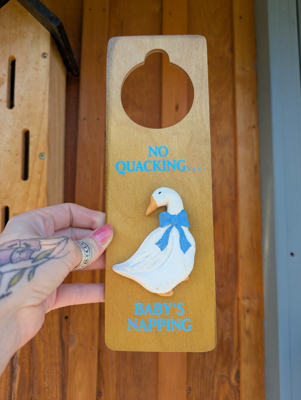 👶🏼🪿VTG Ribbon Goose Wooden Nursery Door Hanger Sign Baby's Sleeping Rustic